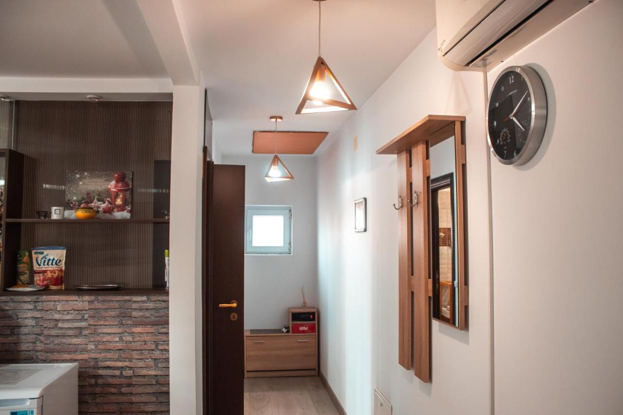 Villa 38 Silviu Apartment Букурещ Екстериор снимка